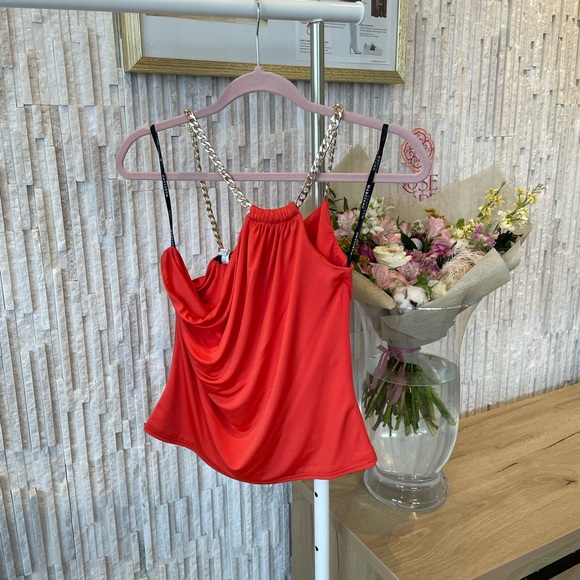 Gorgeous Coral Guess marciano top - Picture 2 of 10